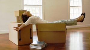 23 of the Bad and Good Things About Living Alone – Local Records Office